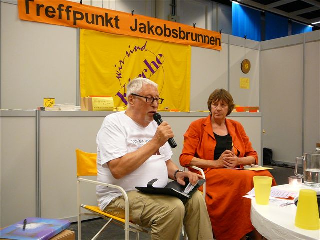 Dr. Eric Leis (Homo- sexuelle u. Kirche) und Annegret Laakmann